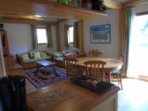 Appartement spacieux 4 pièces avec mezzanine, 200m des remontées mécaniques, WIFI inclus - FR-1-561-30